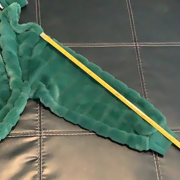 💥 Steve Madden XL Green Plush Fuzzy Sweater Top - Picture 11 of 14